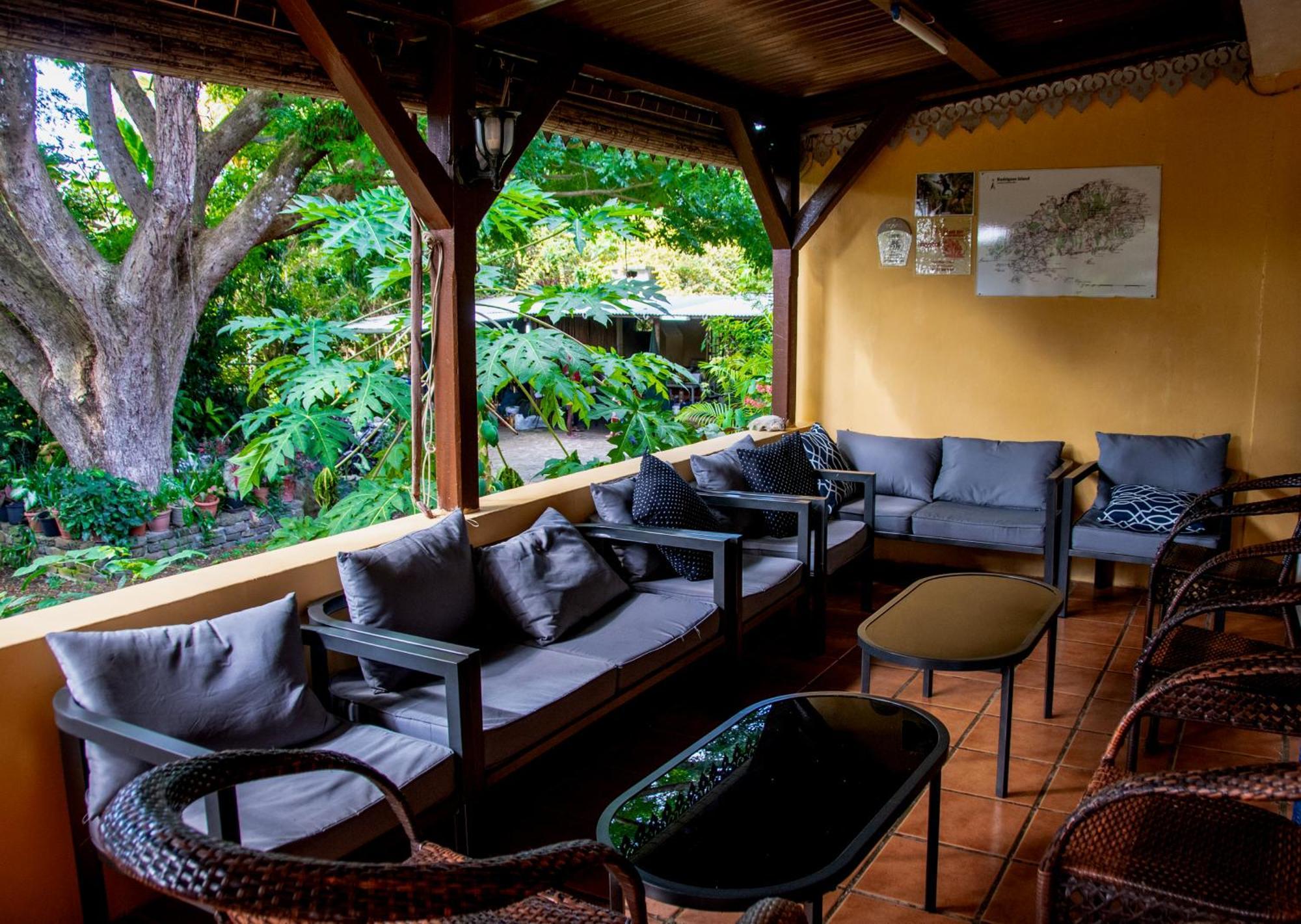 Bed and Breakfast Le Tropical Chez Jeannette Saint Gabriel Esterno foto