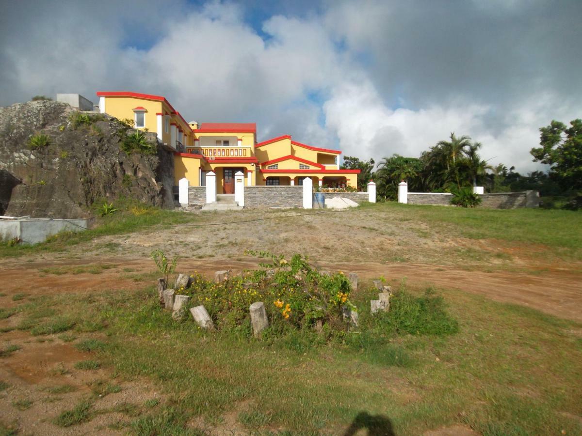 Bed and Breakfast Le Tropical Chez Jeannette Saint Gabriel Esterno foto