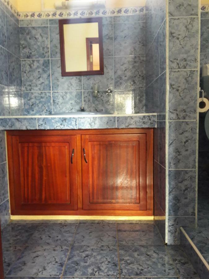 Bed and Breakfast Le Tropical Chez Jeannette Saint Gabriel Esterno foto