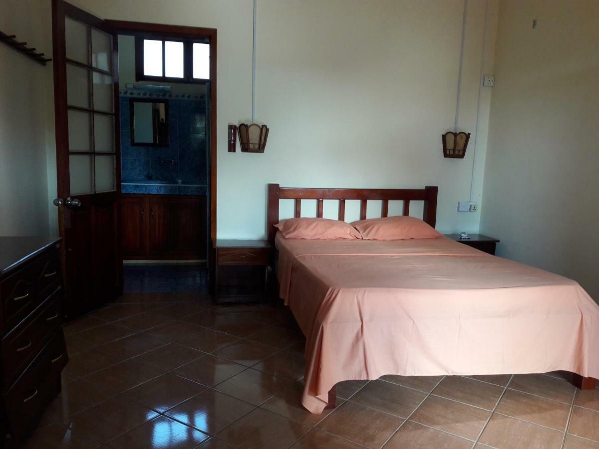 Bed and Breakfast Le Tropical Chez Jeannette Saint Gabriel Esterno foto