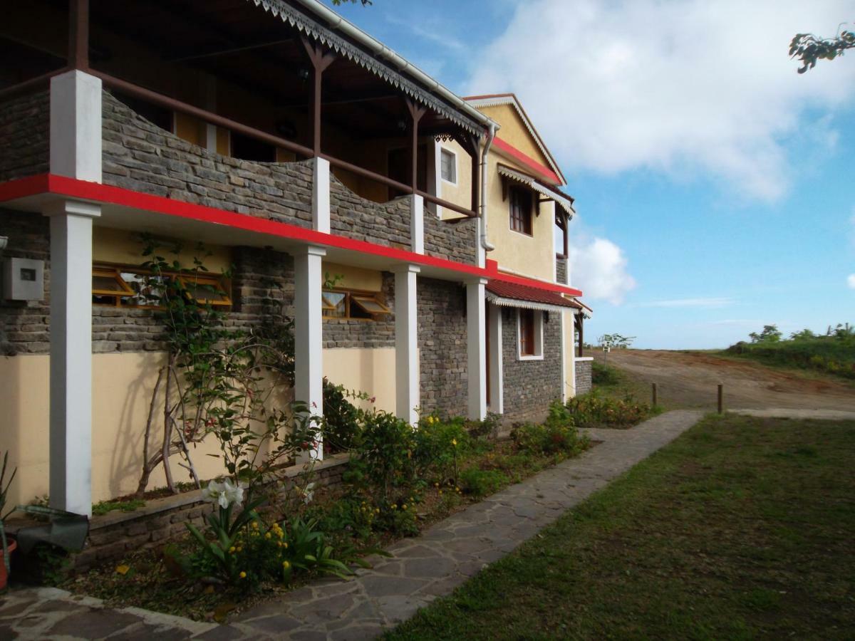 Bed and Breakfast Le Tropical Chez Jeannette Saint Gabriel Esterno foto