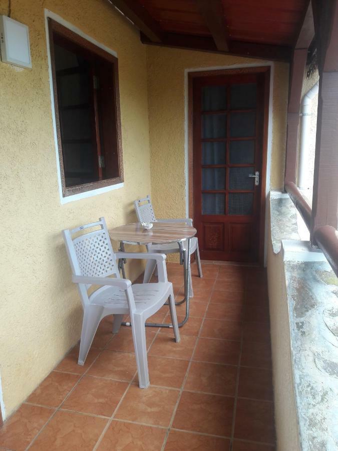 Bed and Breakfast Le Tropical Chez Jeannette Saint Gabriel Esterno foto